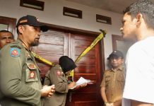 Bangunan Perumahan Ilegal di Kawasan GOR Sudiang Disegel Satpol PP Pemprov Sulsel FOTO: Kepala Satpol PP Provinsi Sulsel, Andi Arwin Azis (Properti via website Pemprov Sulsel)