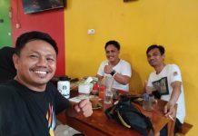 Pemuda Pulau Dorong DOB Dimasukkan dalam Pembahasan RPJMD FOTO: Sulbianto dan aktivis muda asal Pulau Jampea, Kepulauan Selayar, Sulawesi Selatan