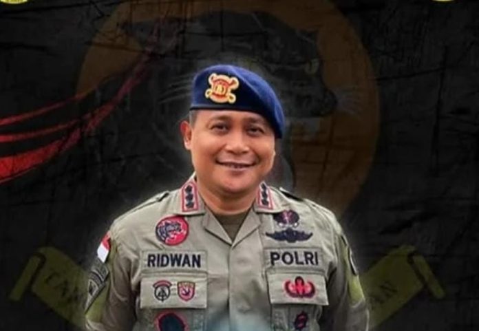 IMG-20250630-WA0034 FOTO: Kombes Pol Muhammad Ridwan, S.I.K., M.H. sebagai Komandan Satuan (Dansat) Brimob Polda Sulawesi Selatan