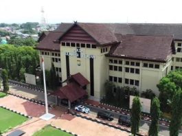 Mutasi di Mapolda Sulsel: Wakapolres Hingga Kapolsek FOTO: Markas Polda Sulawesi Selatan Jalan Perintis Kemerdekaan KM.16, Pai, Kecamatan Biringkanaya, Kota Makassar. (Properti via Google)