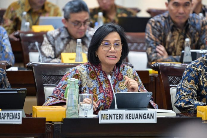 FOTO: Menteri Keuangan Sri Mulyani saat rapat kerja dengan Komisi XI DPR RI.
