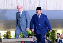 Presiden Prabowo Disambut Hangat dalam Upacara Kenegaraan di Istana Planalto Brasilia FOTO: Presiden RI Prabowo Subianto dan Presiden Brasil Luiz Inácio Lula da Silva saat berada di Istana Planalto. (Sumber: BPMI Setpres)
