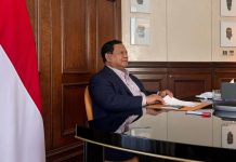 Presiden Prabowo Pimpin Rapat Terbatas Bahas Penegakan Hukum hingga Kesiapsiagaan Cuaca Ekstrem FOTO: Presiden RI Prabowo Subianto memimpin rapat terbatas bersama tujuh menteri koordinator Kabinet Merah Putih dan Menteri Sekretaris Negara, Prasetyo Hadi melalui konferensi video pada Sabtu (12/07/2025). (Sumber: BPMI Setpres)