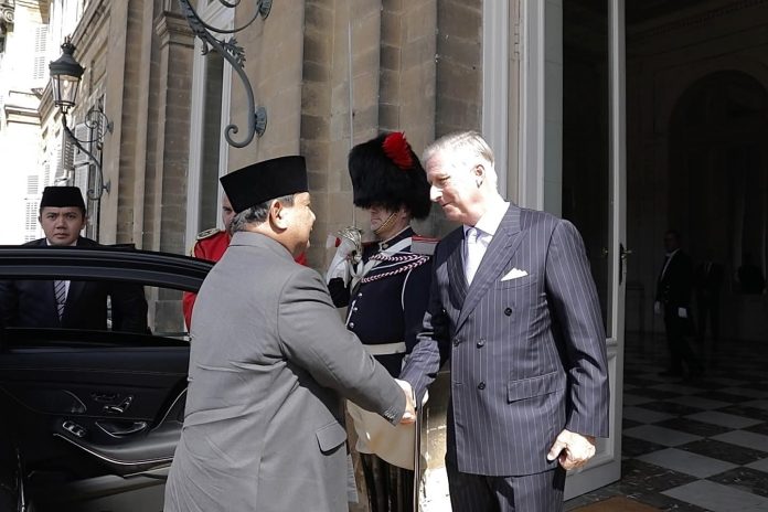 FB_IMG_1752508252154 FOTO: Presiden Prabowo Subianto bertemu dengan Raja Belgia, Yang Mulia Raja Philippe, di Istana Laeken pada Minggu sore, 13 Juli 2025. (Properti Seskab)