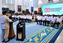 Presiden Prabowo Luncurkan Logo dan Tema HUT RI ke-80 FOTO: Presiden Prabowo Subianto secara resmi meluncurkan logo dan tema Hari Ulang Tahun (HUT) ke-80 Kemerdekaan Republik Indonesia, pada Rabu, 23 Juli 2025. (Foto: BPMI Setpres)