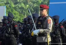 Presiden Prabowo ke Komandan Upacara HUT Bhayangkara: Sesudah Upacara Menghadap Saya FOTO: Irjen Dadang Hartanto saat memimpin upacara HUT Bhayangkara ke-79 di Lapangan Silang Monas, Selasa (1/7/2025). (Tangkapan layar YouTube Sekretariat Presiden)