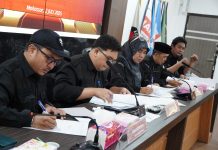 KPU Makassar Tetapkan Daftar Pemilih Berkelanjutan Triwulan II Tahun 2025 Sebanyak 1.035.294 Pemilih FOTO: KPU Makassar menggelar Rapat Pleno Terbuka Rekapitulasi Daftar Pemilih Berkelanjutan Triwulan II Tahun 2025, Rabu, 2 Juli 2025, berdasarkan hasil pemutakhiran data pemilih berkelanjutan (PDPB).