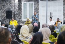 Masyarakat Apresiasi Keaktifan Taufan Pawe Turun Serap Aspirasi FOTO: Anggota DPR RI Taufan Pawe saat menggelar silaturahmi bersama dengan masyarakat Kota Parepare, di Rumah Aspirasi Anggota DPR RI Fraksi Golkar Taufan Pawe, Sabtu 5 Juli 2025.