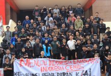 Gelar Unras Aliansi Mahasiswa Saintek UIN Alauddin Makassar Tuntut Copot Menteri Kebudayaan FOTO: Ratusan mahasiswa yang tergabung dalam Aliansi Mahasiswa Saintek dari Universitas Islam Negeri Alauddin Makassar saat menggelar aksi di gedung DPRD Sulawesi Selatan