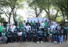 Hangat dan Penuh Kekeluargaan, KAHMI Makassar Gelar Silaturahmi dan Pembubaran Kepanitiaan 1446H FOTO: Silaturahmi keluarga besar Majelis Daerah (MD) Korps Alumni Himpunan Mahasiswa Islam (KAHMI) Kota Makassar yang digelar di Pantai Indah Bosowa, Minggu pagi (20/7/2025).