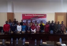 Mahasiswa Papua Selatan Hadir dalam Kegiatan Wawasan Kebangsaan yang Digelar Pemprov Sulsel FOTO: Mahasiswa asal Provinsi Papua Selatan menghadiri kegiatan wawasan kebangsaan yang berlangsung di Kantor Badan Kesatuan Bangsa dan Politik (Kesbangpol) Provinsi Sulawesi Selatan, Jl. Urip Sumoharjo kota Makasaar, Rabu 30 Juli 2025.