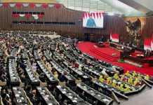 Benarkah Gaji DPR RI Disebut Capai Rp 3 Juta Per Hari, Publik Ramai Beri Tanggapan FOTO: Sidang tahunan MPR, DPR dan DPD RI. (Properti via Facebook)