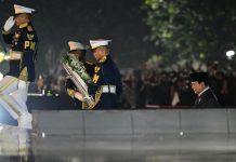 Presiden Pimpin Ziarah Nasional dan Renungan Suci di Pusatkan TMP Kalibata FOTO: Presiden Prabowo Subianto memimpin ziarah nasional dan renungan suci di Taman Makam Pahlawan (TMP) Nasional Utama Kalibata, Jakarta, pada Minggu, 17 Agustus 2025. (Seskab)