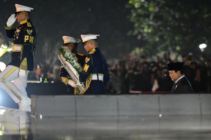 FOTO: Presiden Prabowo Subianto memimpin ziarah nasional dan renungan suci di Taman Makam Pahlawan (TMP) Nasional Utama Kalibata, Jakarta, pada Minggu, 17 Agustus 2025. (Seskab)