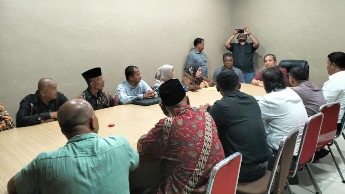 IMG-20250801-WA0365 FOTO: Gelar perkara khusus yang di gelar direktorat kriminal umum Polda Sumatera Utara pada Jumat 1 Agustus 2025