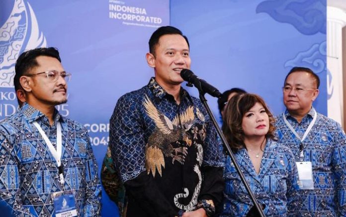 IMG-20250805-WA0474 FOTO: Menteri Koordinator Bidang Infrastruktur dan Pembangunan Kewilayahan, Agus Harimurti Yudhoyono atau AHY menghadiri Rapat Kerja dan Konsultasi Nasional (Rakerkonas) Asosiasi Pengusaha Indonesia (APINDO) ke-XXXIV pada Selasa (5/8/2025). (Properti AHY)