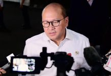 Pemerintah Dorong Reformasi Perizinan dan Pangkas Beban Bonus Manajemen BUMN FOTO: Menteri Investasi dan Hilirisasi/Kepala BKPM Rosan Perkasa Roeslani menyampaikan laporan kepada Presiden Prabowo Subianto di Istana Kepresidenan Jakarta, Rabu (06/08/2025). (Properti Seskab)