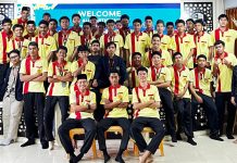 Mahasiswa UIN Malang Gelar Pelatihan Pidato Bahasa Arab dan Melayu di Thailand FOTO: Empat mahasiswa Fakultas Humaniora UIN Malang mengikuti program I-SMASH di Rungrote Wittaya School, Chana, Thailand.