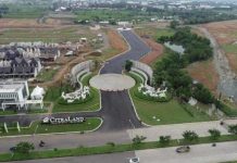 Surati Pemkot Makassar, Pengelola Kawasan Tallassa City Tolak Penggunaan Akses Jalan Pembangunan PSEL FOTO: Kemajuan pembangunan di CitraLand Tallasa City Jl Lingkar Barat Makassar, yang merupakan jalan baru yang menghubungkan Jl Perintis Kemerdekaan dengan Jl Tol Reformasi telah memulai pembagunan untuk tahal pertama. (CitraLand Tallasa City)