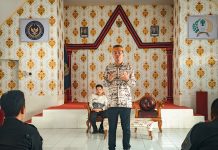 Karutan Barru Tegaskan Komitmen Zero Halinar, Gelar Pertemuan Rutin dengan Seluruh Anggota Pengamanan FOTO: Kepala Rumah Tahanan Negara Kelas IIB Barru, Amsar, pada Jumat (29/8/2025) kembali menggelar pertemuan rutin bersama seluruh jajaran pengamanan di Aula Saharjo.