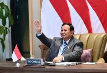 Presiden Prabowo Menghadiri BRICS Leaders Virtual Meeting FOTO: Presiden Republik Indonesia, Prabowo Subianto, menghadiri BRICS Leaders Virtual Meeting dari kediaman pribadinya di Kertanegara, Jakarta Selatan, pada Senin, 8 September 2025. (Seskab)