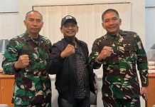 LASKAR Sulsel Ajak Masyarakat Jaga Kedamaian, Tolak Aksi Anarkis FOTO: Dari kiri Panglima Kodam XIV/Hasanuddin Mayjen TNI Windiyatno, Ketua Umum LASKAR Sulsel, Illank Radjab, S.H., dan Pangdivif 3 Kostrad, Mayjen TNI Bangun Nawoko.