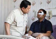 Presiden Prabowo: Pembakaran Gedung DPRD di Sulsel Tindakan Makar, Perintahkan Aparat Tindak Tegas FOTO: Presiden Prabowo Subianto saat menjenguk korban demo di RS Polri Kramat Jati, Jakarta Timur, Senin (1/9). (Properti Setkab)
