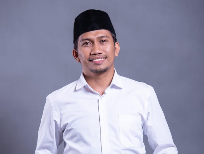 FOTO: Andries Riesfandhy, Tokoh Pemuda asal Wajo