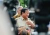77,7 Persen Masyarakat Puas Terhadap Kinerja Presiden Prabowo FOTO: Presiden Prabowo Subianto saat menemui wartawan dalam kunjungan kerjanya di Sekolah Rakyat Menengah Atas 10 MargagunaAtas 10 Jakarta Selatan, Kamis (11/9/2025) siang. (Properti Seskab)
