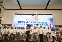 Muhammad Natsir Pimpin Asprumnas Sulsel, Fokus Wujudkan Program 3 Juta Rumah FOTO: Pengurus DPW Asosiasi Pengembang dan Pemasar Rumah Nasional (Asprumnas) Sulsel periode 2025-2030 resmi dilanti di Hotel Claro Makassar pada Sabtu (13/09/2025).