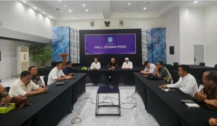 FOTO: Rapat Koordinasi Pengurus PWI Pusat yang digelar di Hall Dewan Pers. (Istimewa)
