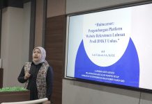 Unhas Gelar Presentasi Aktualisasi CNPT Angkatan VII, Tekankan Nilai Integritas dan Pengabdian FOTO: Wakil Rektor Bidang Sumber Daya Manusia, Alumni, dan Sistem Informasi Prof. Dr. Farida Patittingi, SH., M.Hum., saat presentasi Laporan Aktualisasi Calon Non-Pegawai Negeri Sipil Tetap (CNPT) Angkatan VII Tahun 2025. Kegiatan ini berlangsung selama tiga hari, mulai Senin (15/9)