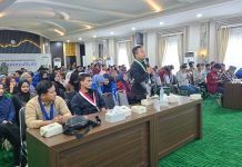 Cipayung Plus Gelar Dialog Publik, Mahasiswa Punya Tanggungjawab Jaga Keutuhan Bangsa FOTO: Cipayung Plus Sumut menggelar Dialog Publik bertema "Jaga Indonesia, Mahasiswa Penentu Keberlangsungan Bangsa", Jumat (19/9) di Gedung Dakwah Muhammadiyah Sumut Jalan Sisingamangaraja Medan.