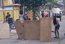 Analisis Sentimen Publik Terhadap Hashtag #MakassarTidakAman di Media Sosial FOTO: Perang antar kelompok warga di Kelurahan Bunga Eja Beru, Kecamatan Tallo, Kota Makassar di bulan September 2025. (Tangkapan layar dari video viral dari media sosial)