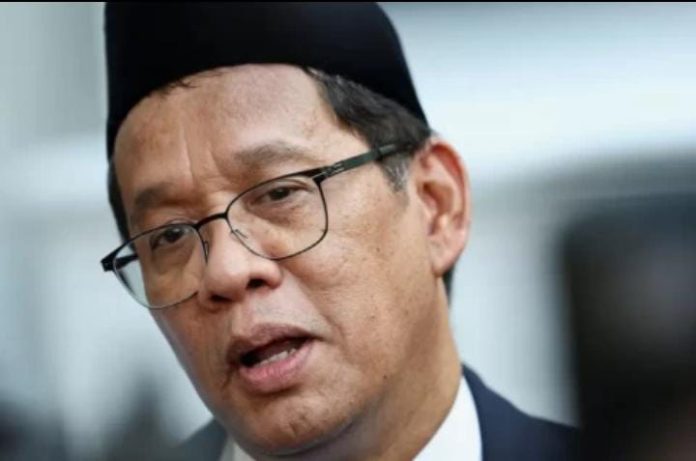 IMG-20250924-WA0501 FOTO: Menteri Keuangan Purbaya Yudhi Sadewa, berbicara kepada wartawan setelah upacara pelantikan di Istana Kepresidenan Jakarta pada 8 September 2025. (FOTO/Reuters/Willy Kurniawan)