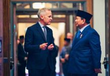 Prabowo dan Mark Carney Bertemu: Kolaborasi Indonesia dan Kanada dalam Perdamaian Dunia FOTO: Presiden Republik Indonesia, Prabowo Subianto mengadakan pertemuan dengan Perdana Menteri (PM) Kanada, Mark Carney di West Block, Parliament Hill, Ottawa, pada Rabu, 24 September 2025. (Foto: BPMI Setpres)