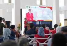 Rangkaian Expo PPMU Unhas Berakhir di Sidrap, Inovasi Riset Hadir untuk Solusi Daerah FOTO: Rektor Unhas Prof. Dr. Ir. Jamaluddin Jompa, M.Sc., menutup seluruh rangkaian Pameran Expo Program Pengabdian kepada Masyarakat (PPMU) Universitas Hasanuddin yang berlangsung di Kantor Bupati Sidrap, Selasa (30/9)
