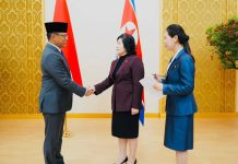 Pemerintah RI dan Korut MoU Tentang Pembentukan Mekanisme Konsultasi Bilateral FOTO: Menteri Luar Negeri RI Sugiono melakukan kunjungan kerja ke Pyongyang atas undangan Menteri Luar Negeri Republik Rakyat Demokratik Korea (RRDK) Y.M. Choe Son Hui, pada Sabtu (11/10/2025). (Properti Seskab)