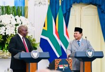 Presiden Prabowo Terima Kunjungan Presiden Republik Afrika Selatan FOTO: Presiden Republik Indonesia Prabowo Subianto menyambut secara resmi kunjungan kenegaraan Presiden Republik Afrika Selatan, Matamela Cyril Ramaphosa di Istana Merdeka, Jakarta, pada Rabu, 22 Oktober 2025