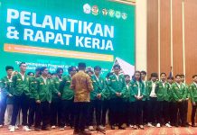 Pelantikan PB IPMIL Raya 2025/2027: Siapkan Kader jadi Pemimpin Masa Depan FOTO: Pelantikan PB IPMIL Raya berlangsung di Aula Asta Cita Rumah Jabatan Gubernur Sulsel di Jalan Sungai Tangka, Rabu, (01/10) malam.