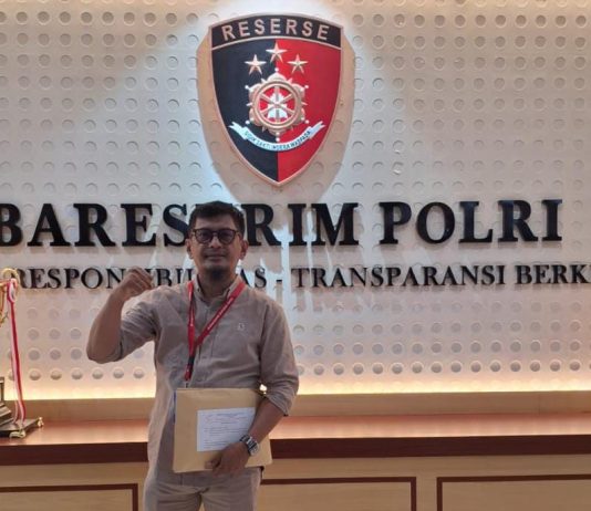 BBM Langka Berulang, Alumni ISMAHI Sorot Polda Sulsel: Jangan Tunggu Makassar Gaduh Baru Bergerak FOTO: Illank Radjab, S.H., Ketua Umum LASKAR Sulsel, yang datang ke Mabes Polri di Jakarta, Rabu (8/10/2025).