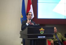 Prof JJ Tekankan Penguatan Inovasi dan Transformasi Kelembagaan Fakultas Teknik FOTO: Rektor Unhas Prof. Dr. Ir. Jamaluddin Jompa, M.Sc., saat mengikuti kegiatan Penjaringan Aspirasi dan Sosialisasi Bakal Calon Rektor Periode 2026–2030 di Zona E, yang mencakup Fakultas Teknik. Kegiatan berlangsung mulai pukul 09.00 Wita, di Ruangan CoT Lt.2, Fakultas Teknik, Kampus Gowa Unhas, Gowa.