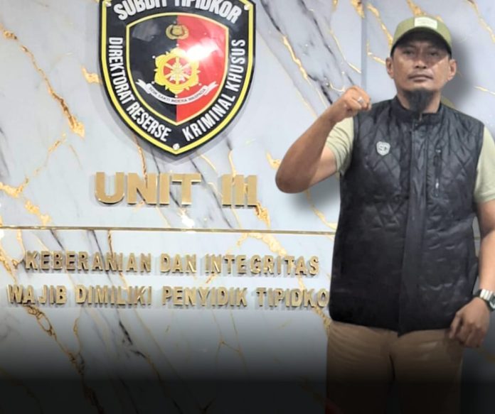 IMG-20251015-WA0232 FOTO: Ketua Umum Lembaga Study Hukum dan Advokasi Rakyat (LASKAR) Sulawesi Selatan, Illank Radjab, S.H.
