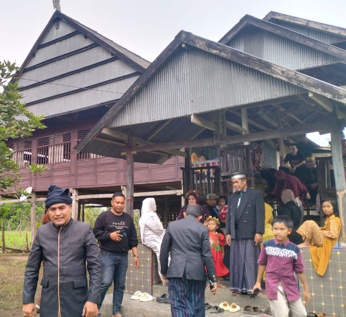 IMG-20251022-WA0293 FOTO: Advokat dan Pemerhati hukum asal Bulukumba , Syamsul Bahri Majjaga