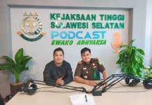 Diduga Terlibat Penyelewengan 400 Paket Proyek di Tator-Torut, Sarce Bandaso Dilapor ke Kejati Sulsel FOTO: Direktur Laksus Muhammad Ansar dan Kasi Penkum Kejati Sulsel.