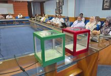 Rapat Persiapan Pemilihan Dalam Rangka Penyaringan Calon Rektor Unhas Periode 2026-2030 FOTO: Senat Akademik Universitas Hasanuddin (Unhas) akan menggelar Pemilihan Calon Rektor Unhas Periode 2026 – 2030 pada tanggal 3 November 2025.