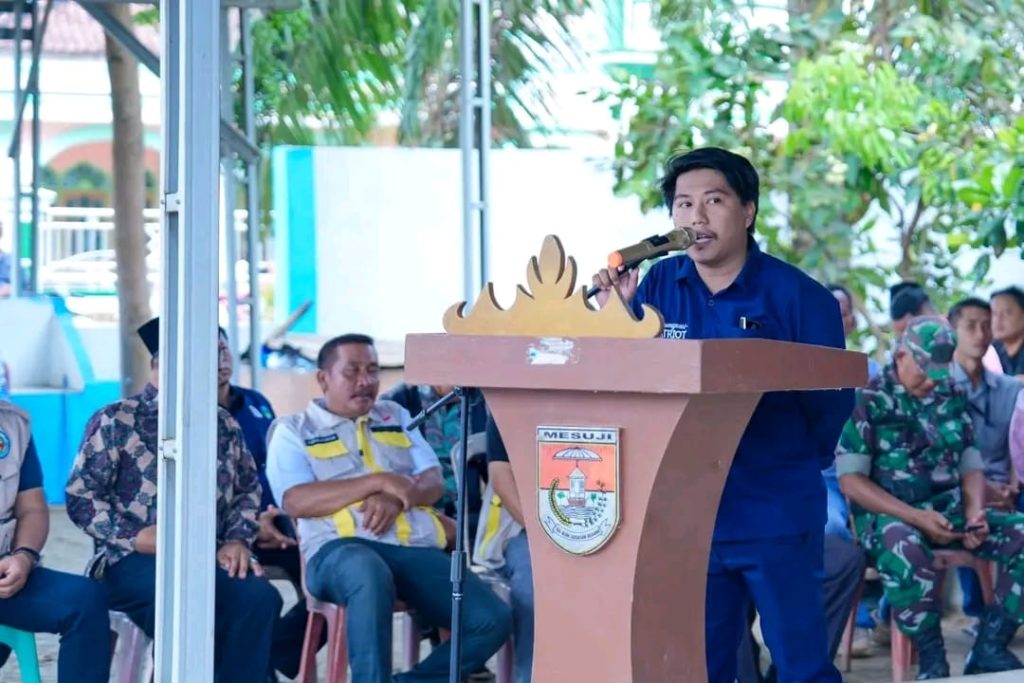 Gambar : Muh. Syaiful, S.Hum., Ketua Panitia Kegiatan Bakti Sosial