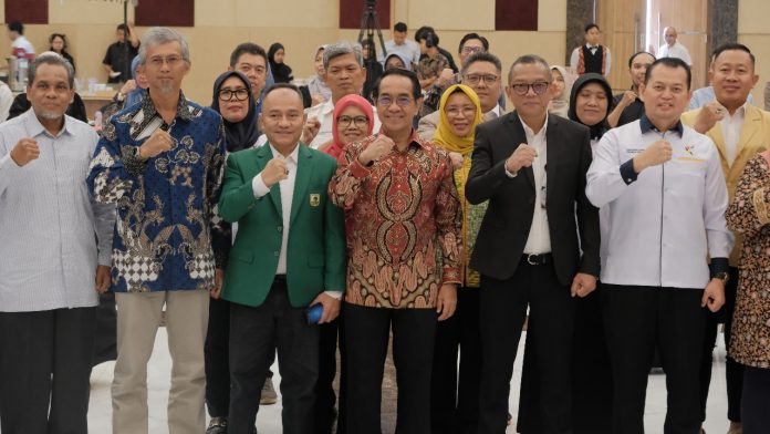 FOTO: Prof Jamaluddin Jompa hadiri Munas Pertama Konsorsium LSP P1 Perguruan Tinggi di Unhas Hotel and Convention, Kampus Tamalanrea, Makassar, Sabtu (01/11)