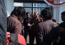 DPP LANTIK Gelar Aksi Moral di Mapolda Sulsel, Soal Dugaan Korupsi FOTO: DPP LANTIK saat menggelar aksi unjuk rasa di kantor Kejaksaan Tinggi Sulawesi Selatan.