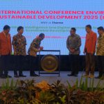 Unhas Konsisten Dalam Riset Lingkungan Hidup dan Pembangunan Berkelanjutan FOTO: LPPM Universitas Hasanuddin menyelenggarakan The 4th International Conference on Environment and Sustainable Development (ICESD) 2025 dengan tema “Artificial Intelligence and Digital Innovation for Sustainable Development”. Konferensi ini berlangsung di Unhas Hotel and Convention, Kampus Tamalanrea, Makassar.
